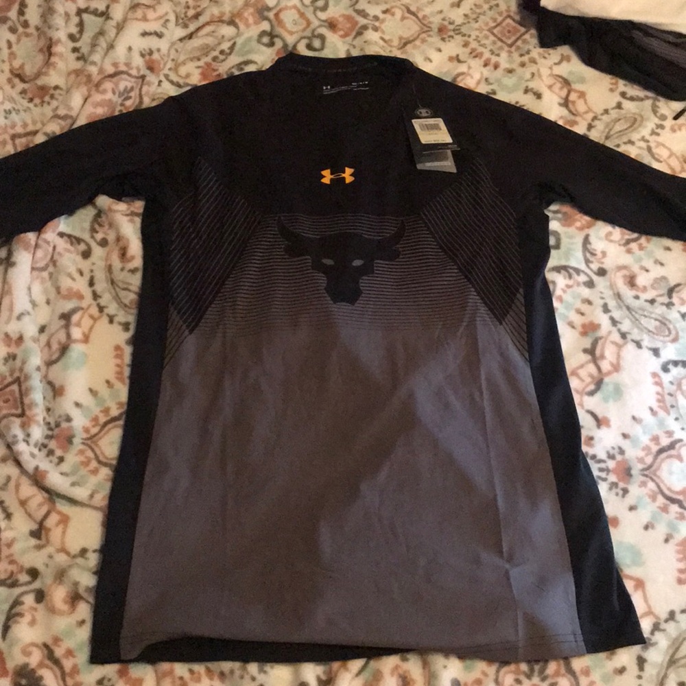 UA X Project Rock “Chase Greatness”Limited edition